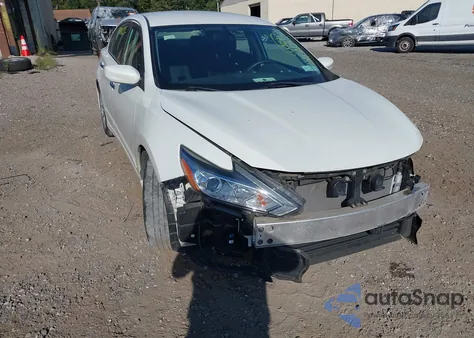 2016 Nissan Altima 2.5 S z USA, uszkodzony, nr VIN 1N4AL3AP1GN378128